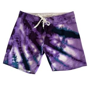 Burnside women’s board shorts swim boardshorts Medium Purple tie dye look